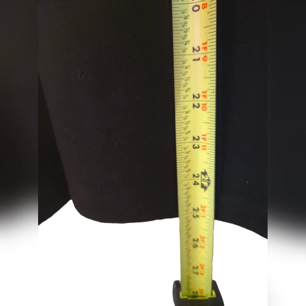 Eddie Bauer - Classic Women's Black 1/4 Zip Long Sleeve Fleece - Picture 6 of 6